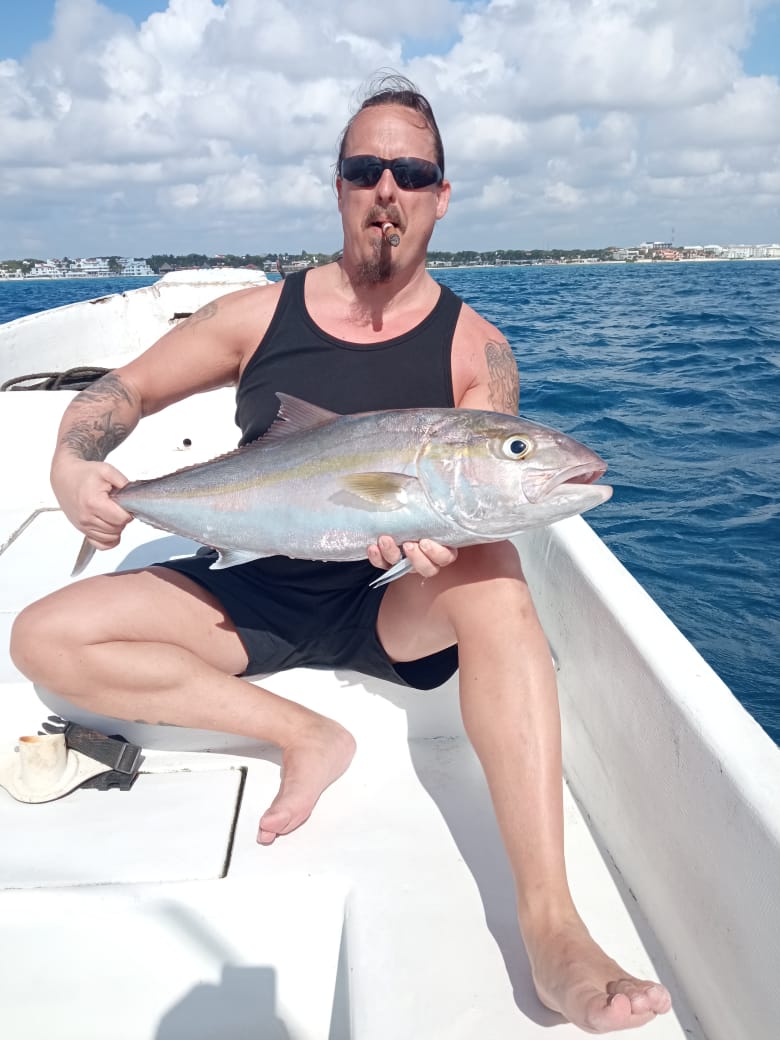 🎣 Best Fishing Spots in the Riviera Maya: Where to Cast Your Line in&nbsp;Paradise